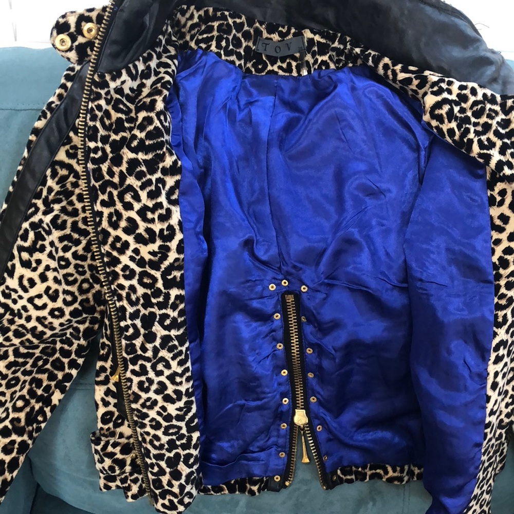 Jacket - Picture 2 of 3